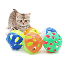 Load image into Gallery viewer, 3cm Pet Cat Bell Toy Ball, Pet Emotional Comfort Interactive Toy, Safe And Durable Chasing Toy Pet Training Supplies
